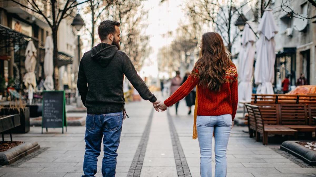 Descubre qué esperar de una relación amorosa: Guía completa